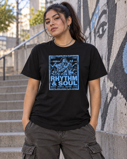 Polera Oversize Urban Rhythm – foto con modelo (imagen referencial)