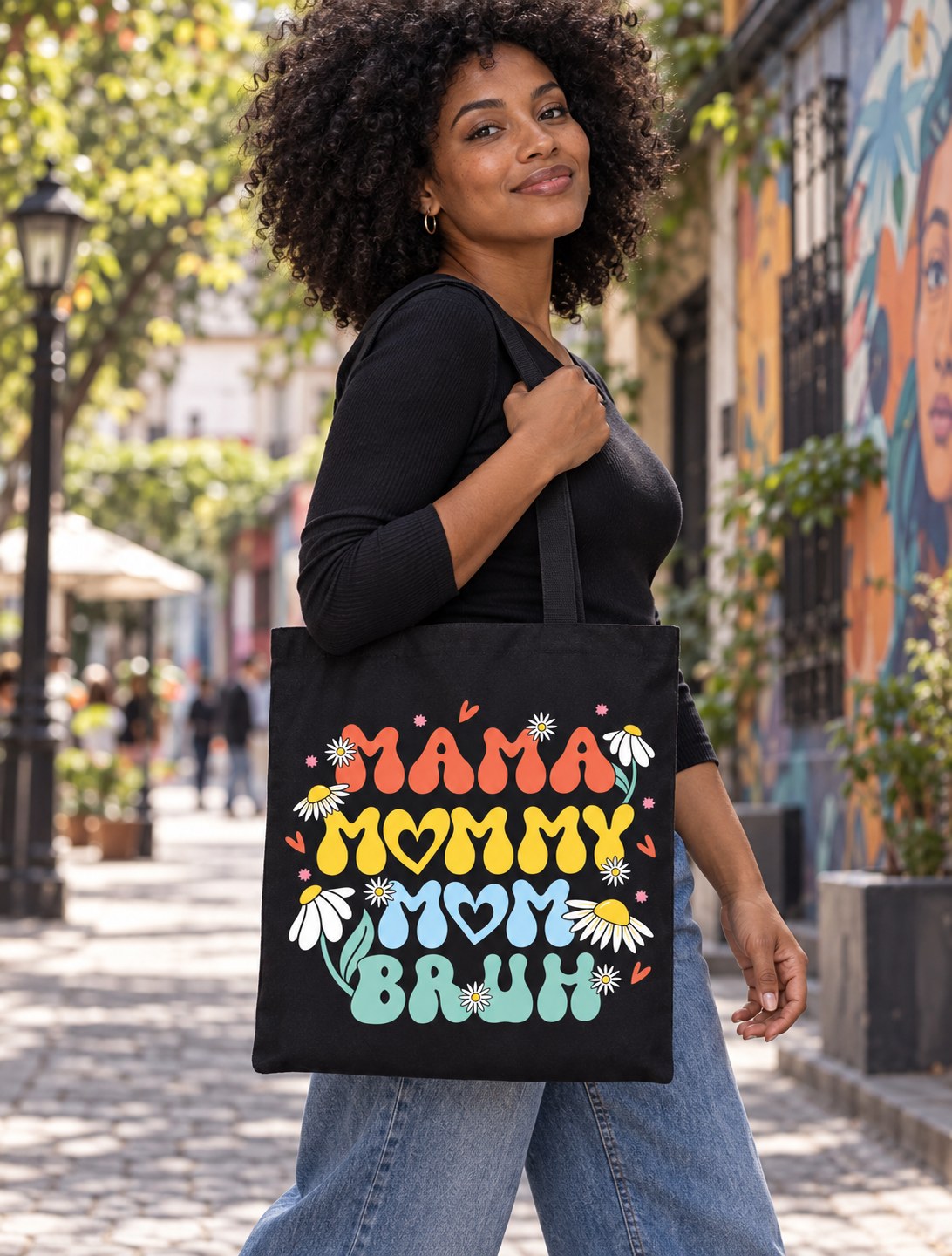 Tote Bag Mama Vibes – foto con modelo (imagen referencial)